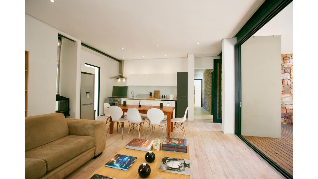 Photo of Livingroom in Noordhoek