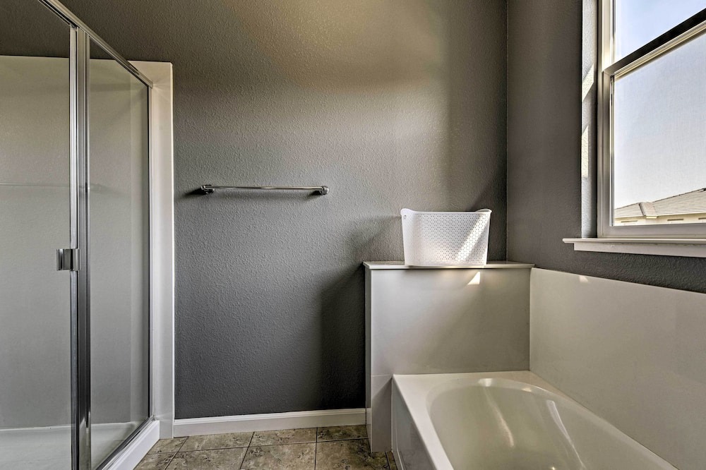 Photo of Bathroom in Pittsburg