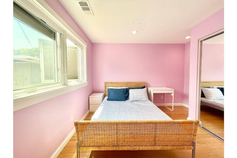 Photo of Bedroom in Santa Clara