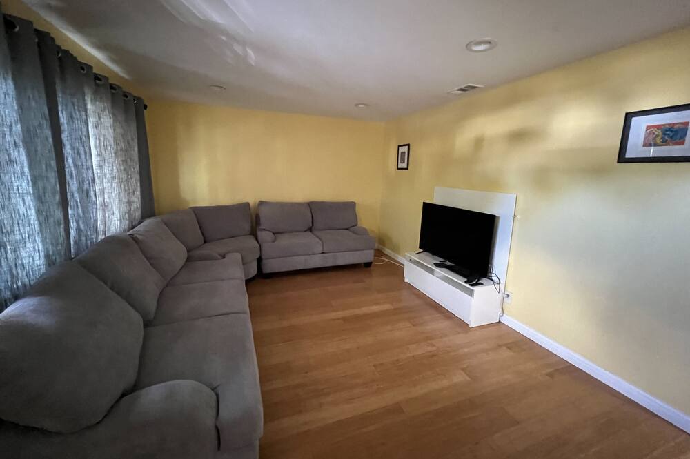 Photo of Livingroom in Santa Clara
