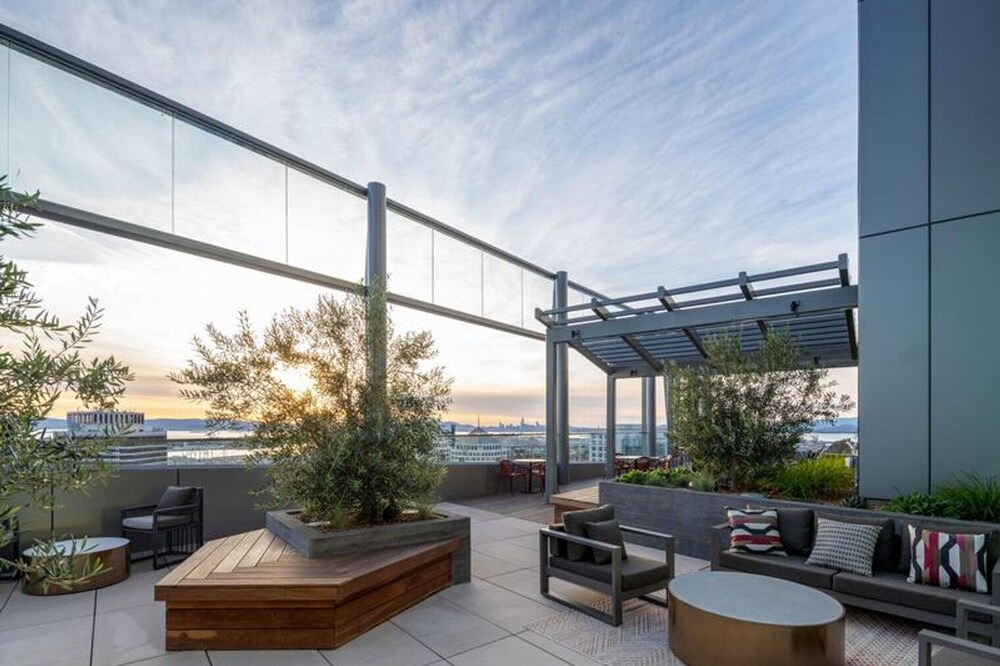 Photo of Patio Balcony in Downtown Oakland