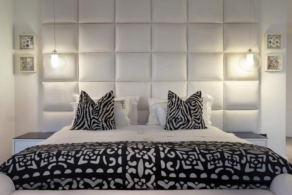 Photo of Bedroom in Camps Bay