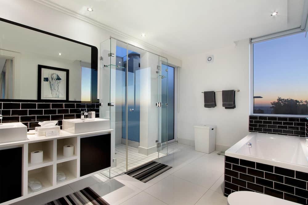 Photo of Bedroom in Camps Bay
