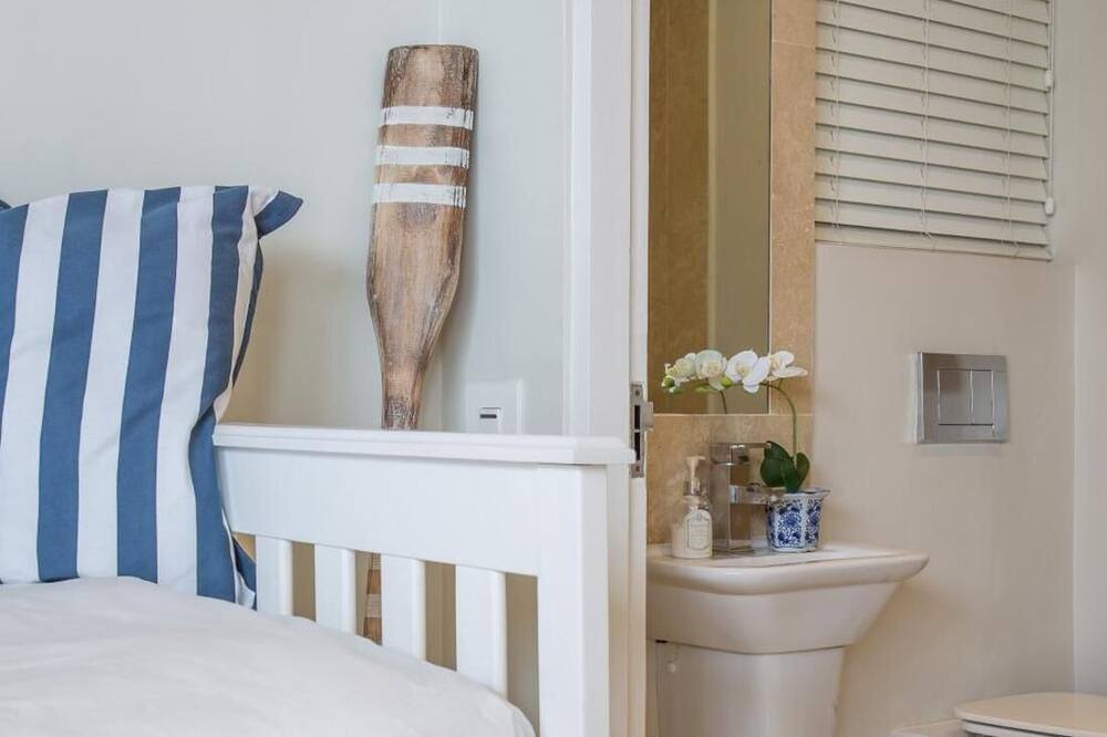 Photo of Bedroom in Herolds Bay