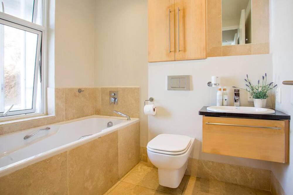 Photo of Bathroom in Herolds Bay