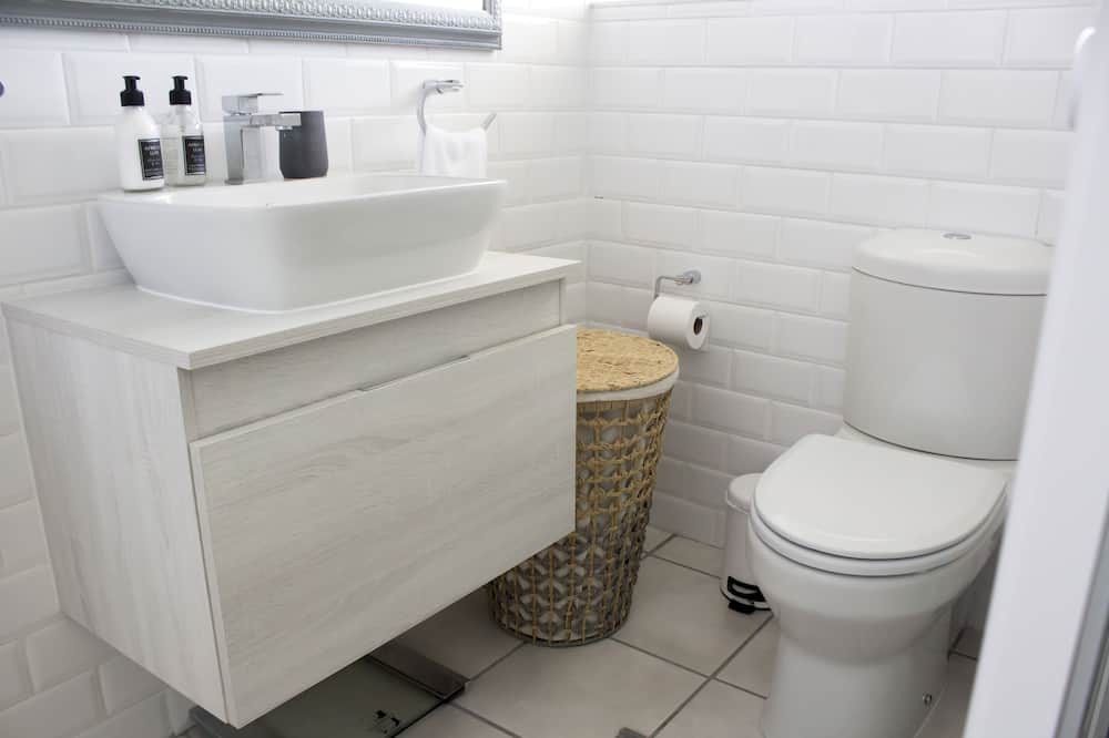 Photo of Bathroom in Bloubergstrand