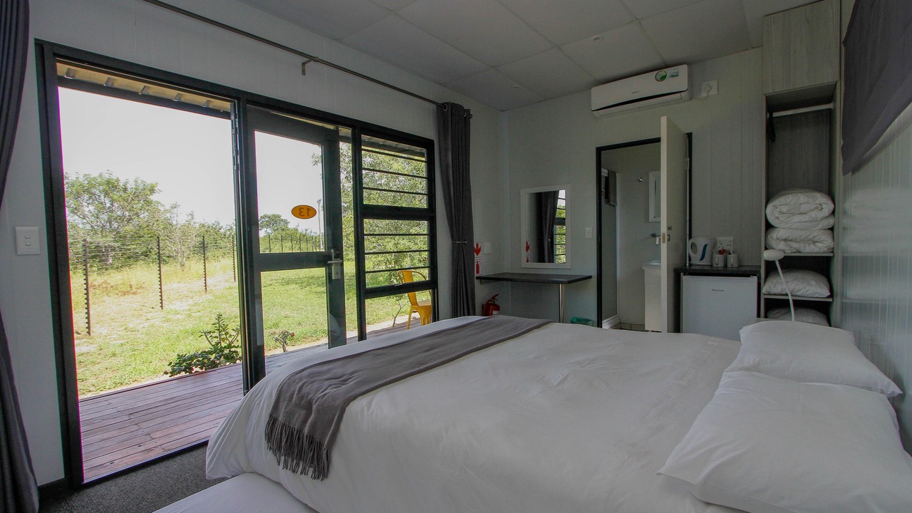Photo of Bedroom in Thorny Bush Game Reserve