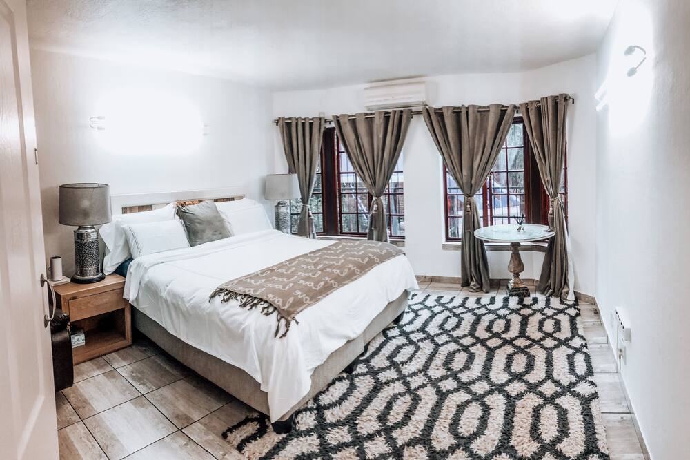 Photo of Bedroom in Faerie Glen