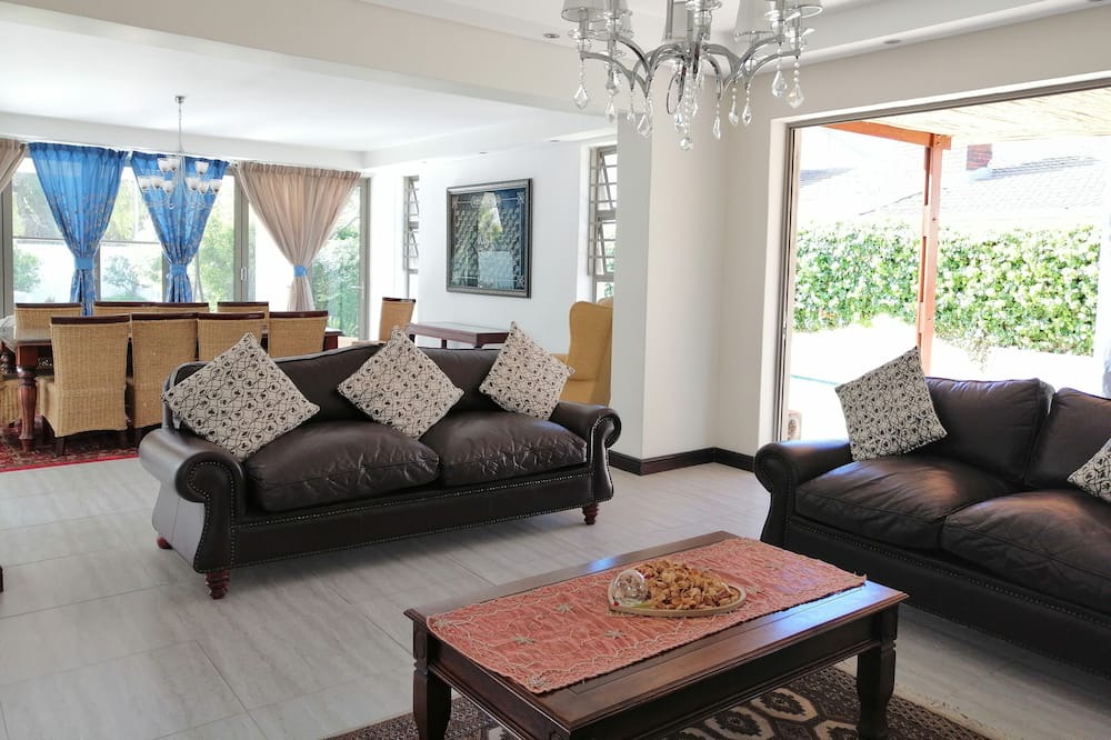 Photo of Livingroom in Pinelands