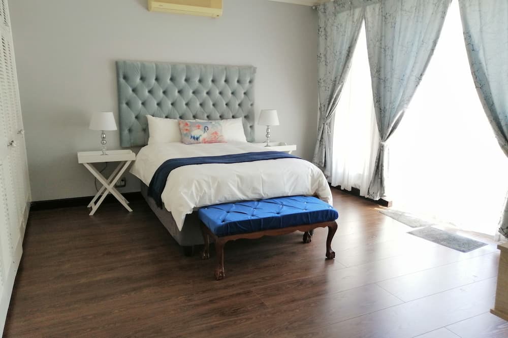 Photo of Bedroom in Pinelands