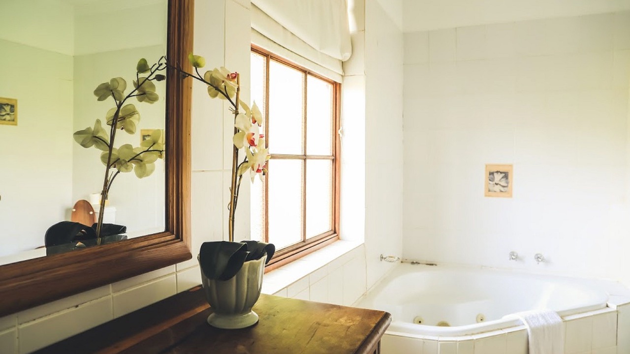 Photo of Bathroom in Nottingham Road