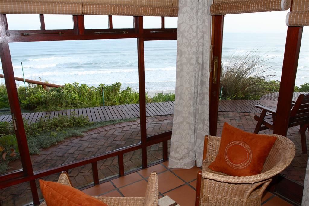 Photo of Patio Balcony in Wilderness Beach