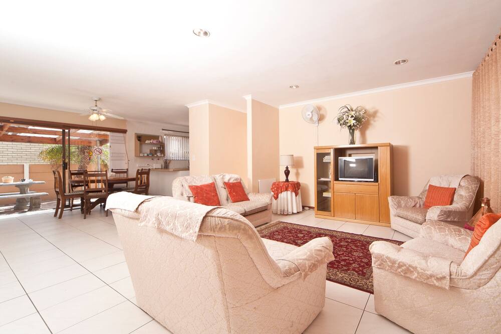 Photo of Livingroom in Trawal