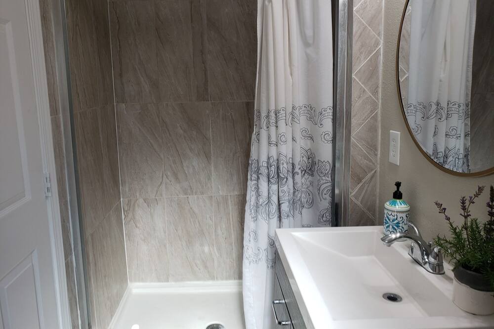 Photo of Bathroom in Sacramento