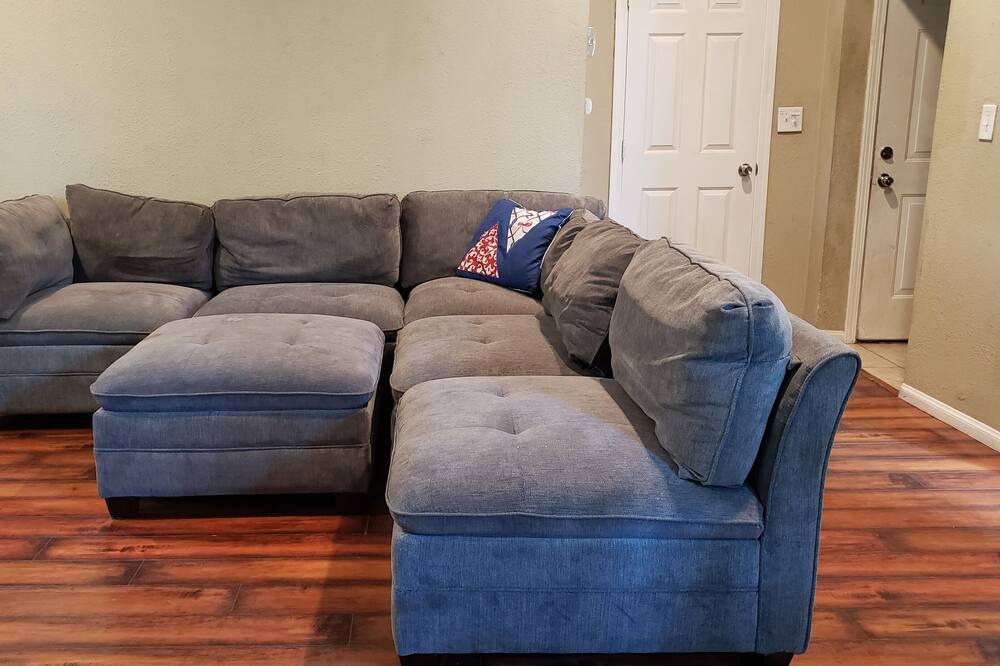 Photo of Livingroom in Sacramento