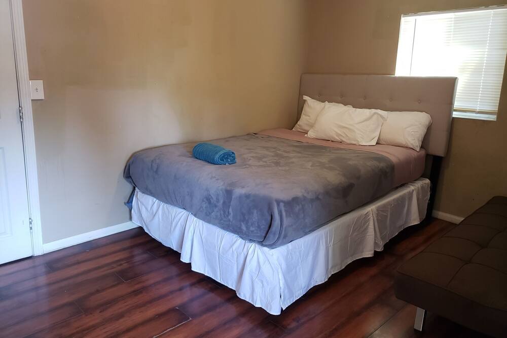 Photo of Bedroom in Sacramento