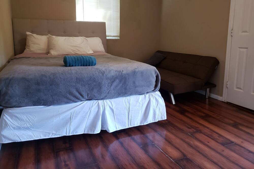 Photo of Bedroom in Sacramento