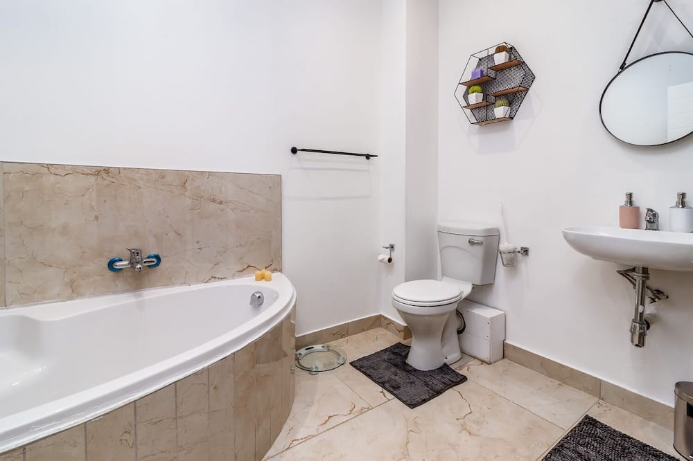 Photo of Bathroom in Eikenbosch