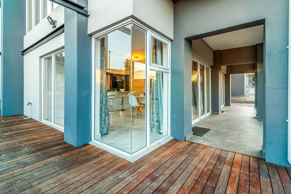 Photo of Patio Balcony in Eikenbosch