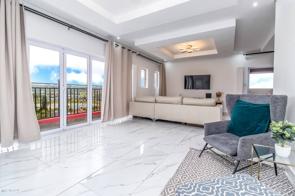 Photo of Livingroom in Eikenbosch