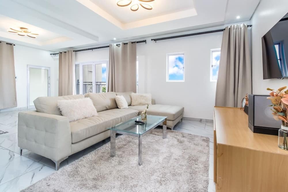 Photo of Livingroom in Eikenbosch