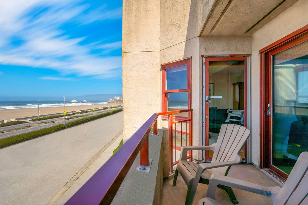 Photo of Patio Balcony in Outer Richmond