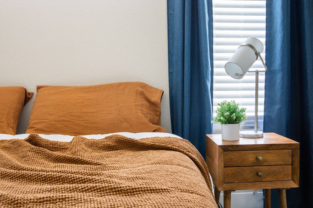 Photo of Bedroom in North Oak Park