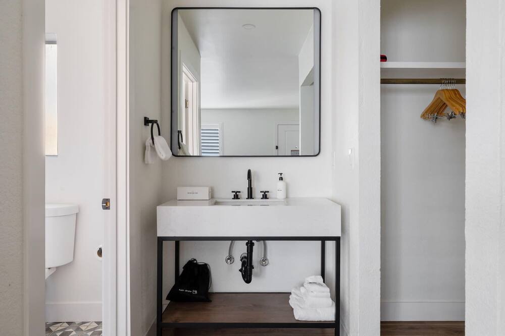 Photo of Bathroom in Beresford Park