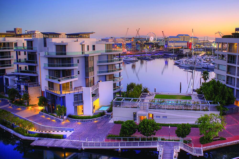 Photo of Outdoor in Victoria and Alfred Waterfront