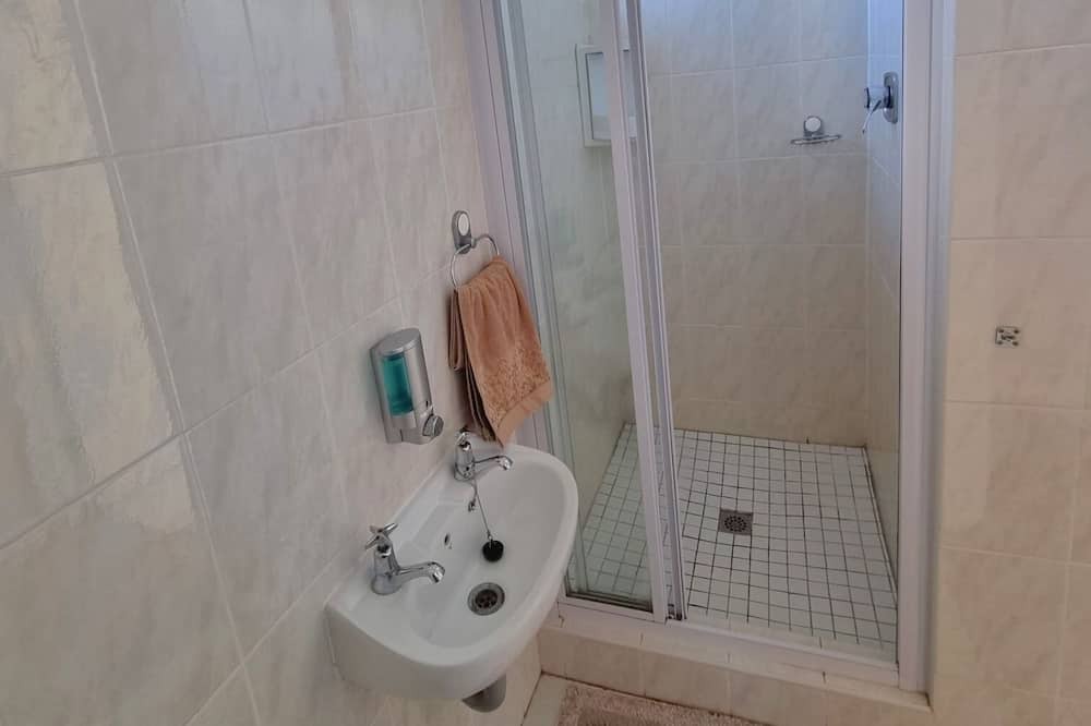 Photo of Bathroom in Walmer