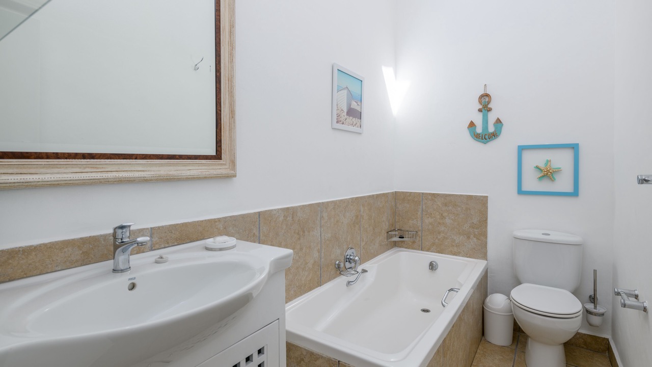 Photo of Bathroom in San Lameer