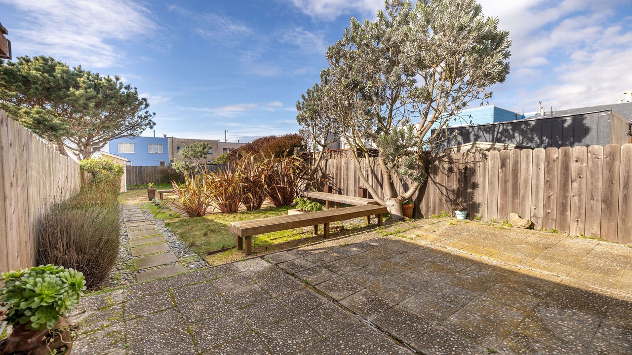 Photo of Outdoor in Outer Sunset