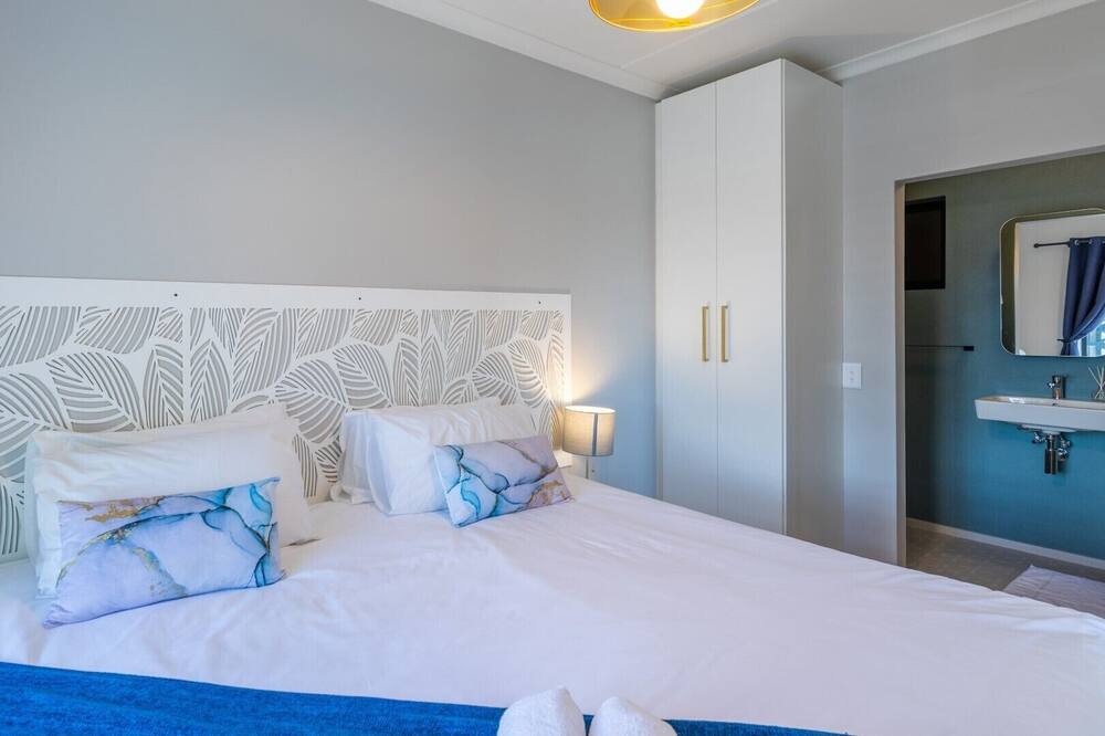 Photo of Bedroom in Bloubergstrand