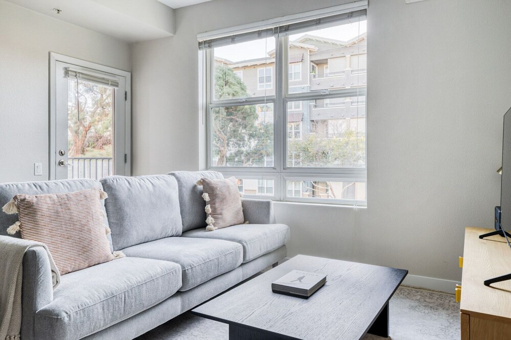 Photo of Livingroom in San Bruno