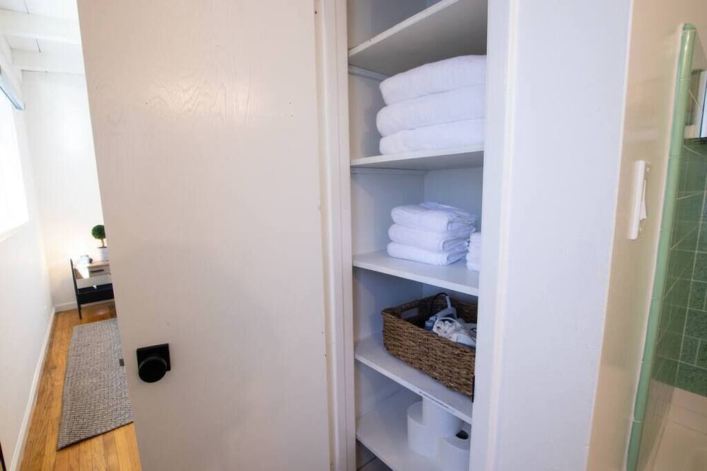 Photo of Bathroom in Shoreline West