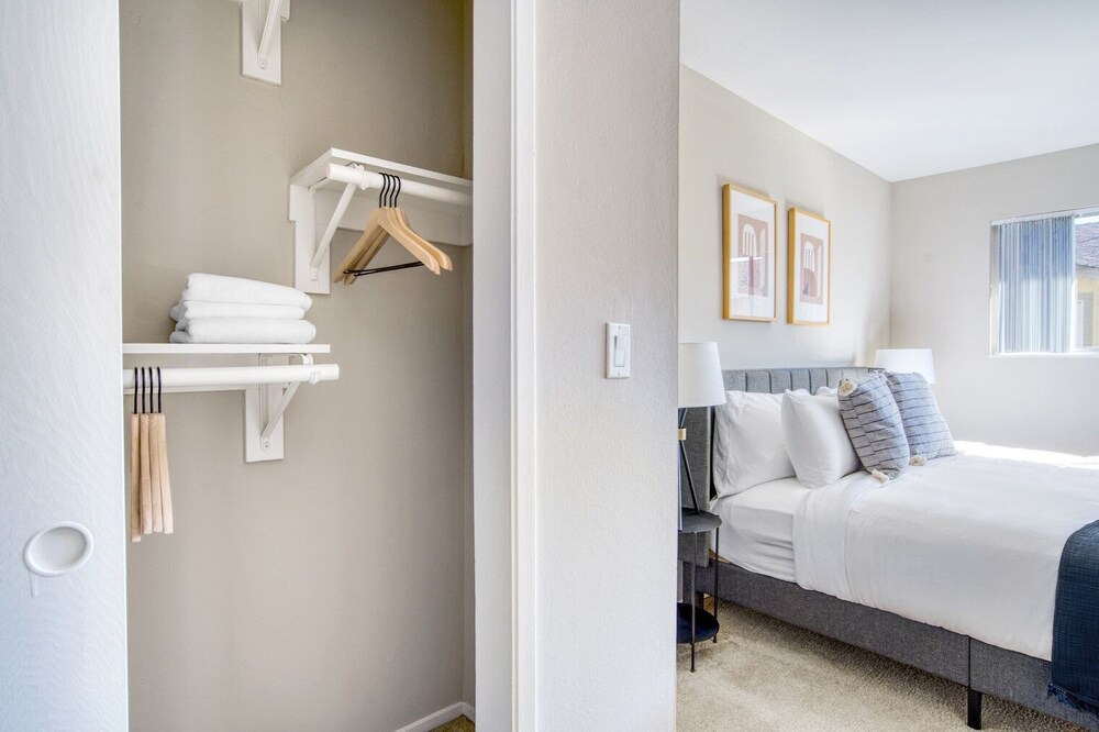 Photo of Bedroom in Shoreline West