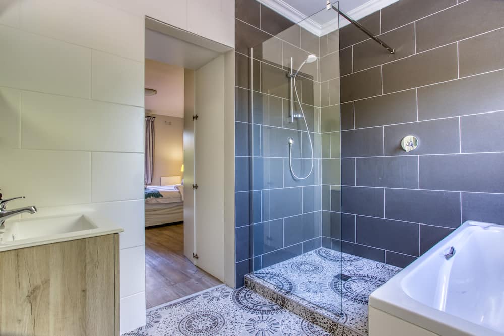 Photo of Bathroom in Trawal
