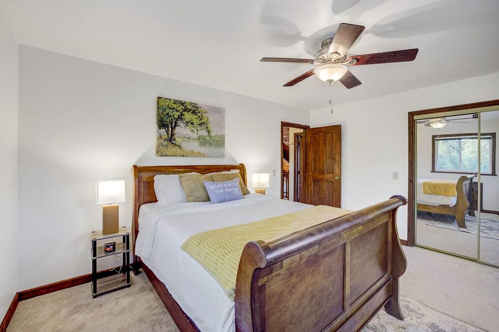 Photo of Bedroom in Santa Rosa