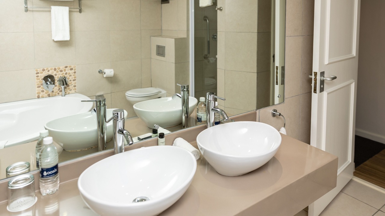 Photo of Bathroom in Heldervue