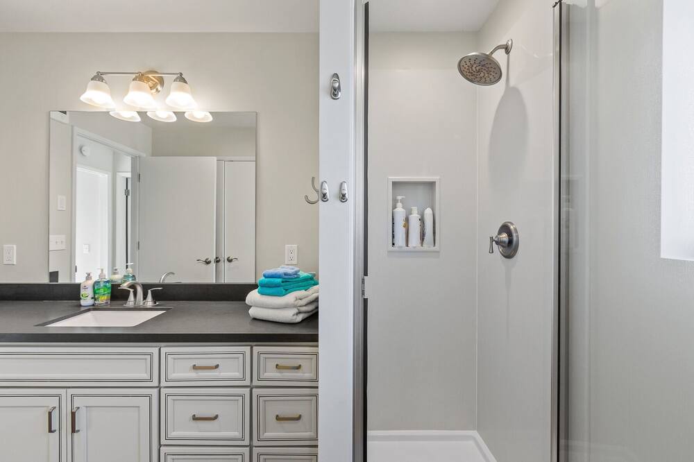 Photo of Bathroom in Moss Beach