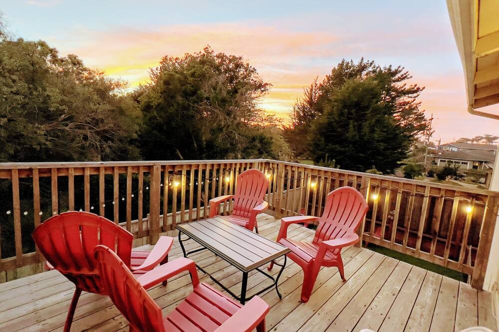 Photo of Patio Balcony in Moss Beach