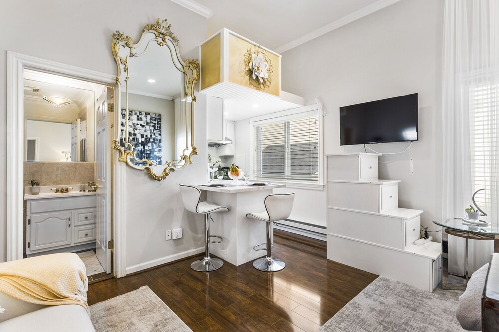 Photo of Bedroom in Outer Richmond