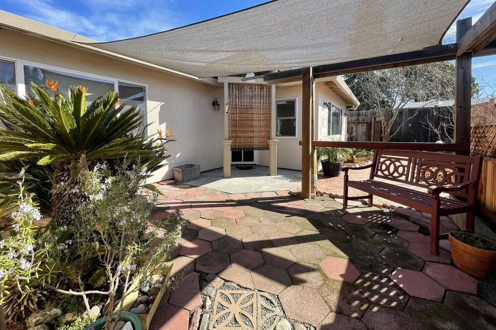 Photo of Patio Balcony in Eastside Santa Cruz
