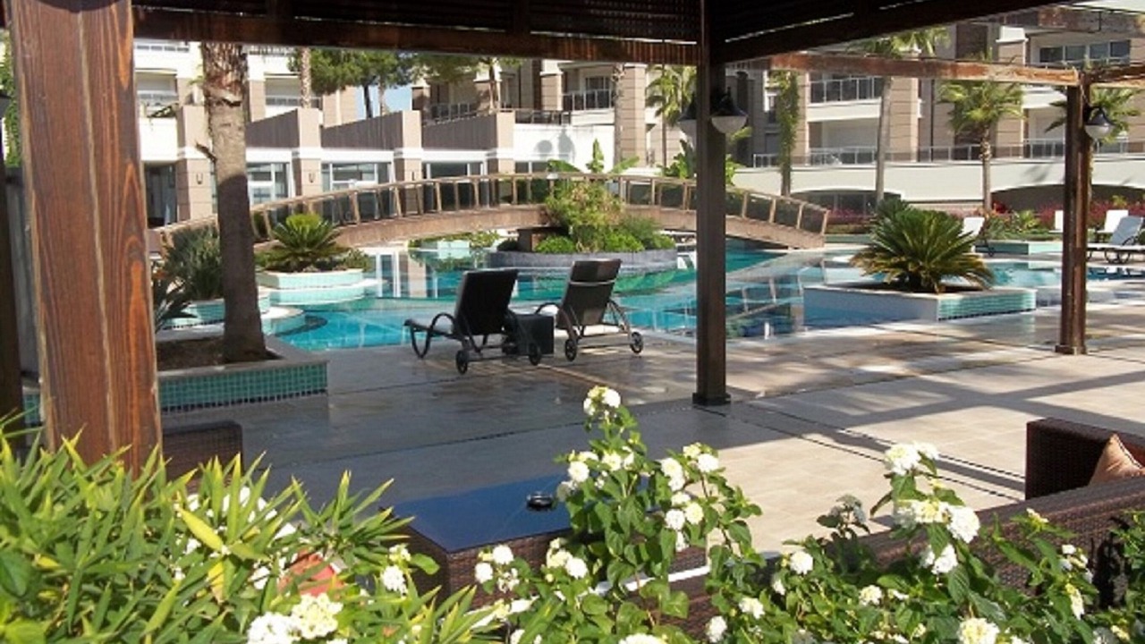 Photo of Outdoor in Side