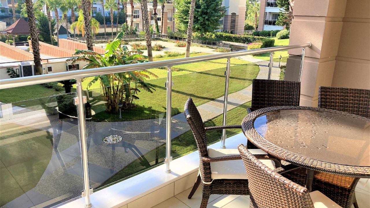 Photo of Outdoor in Side