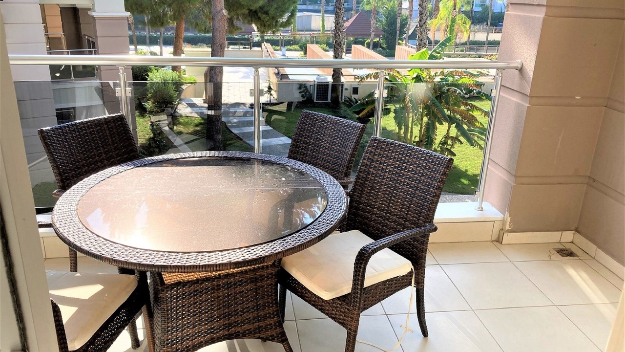 Photo of Outdoor in Side