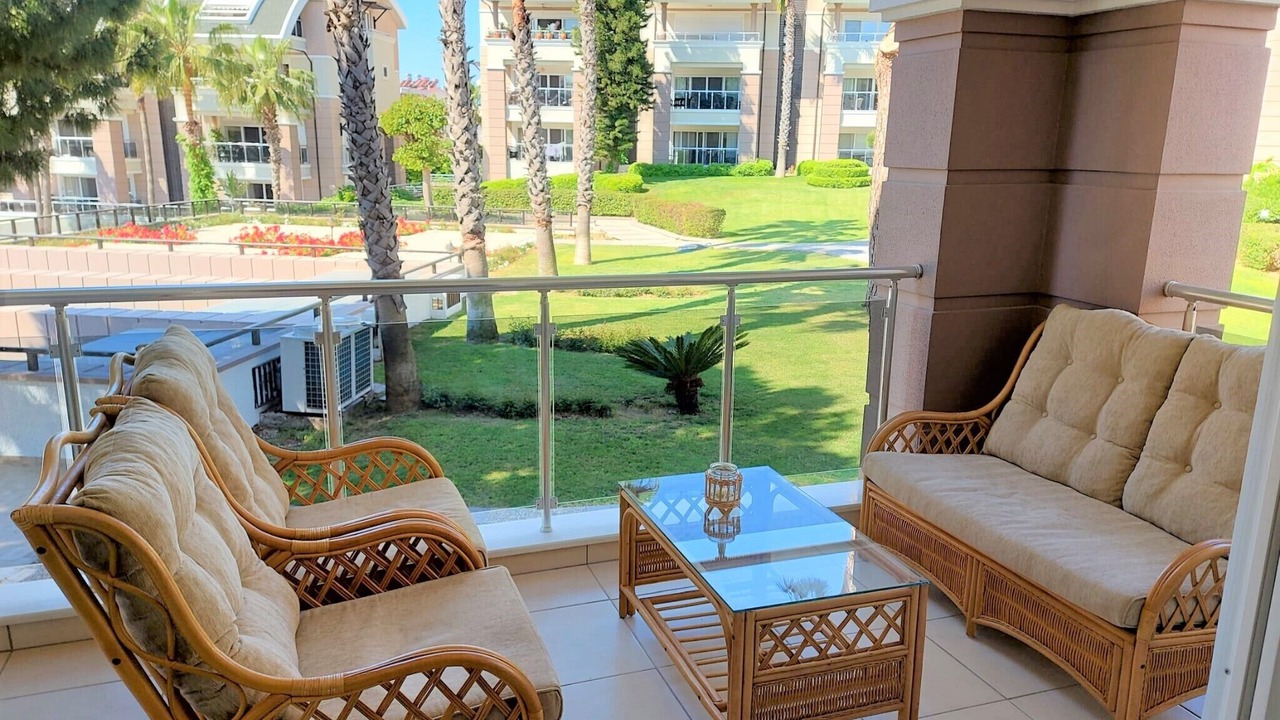 Photo of Outdoor in Side