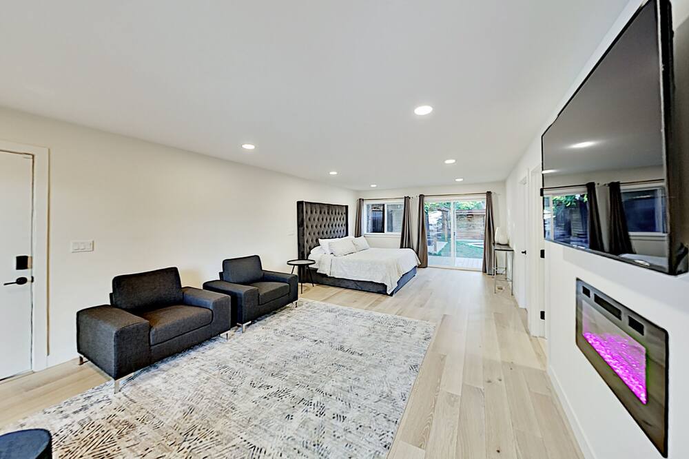 Photo of Bedroom in Napa