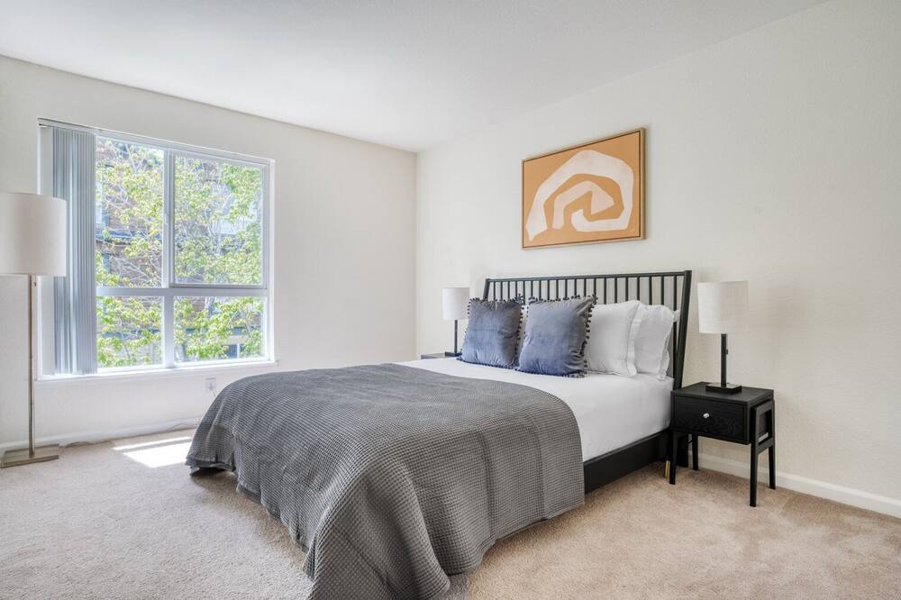 Photo of Bedroom in Morse Park