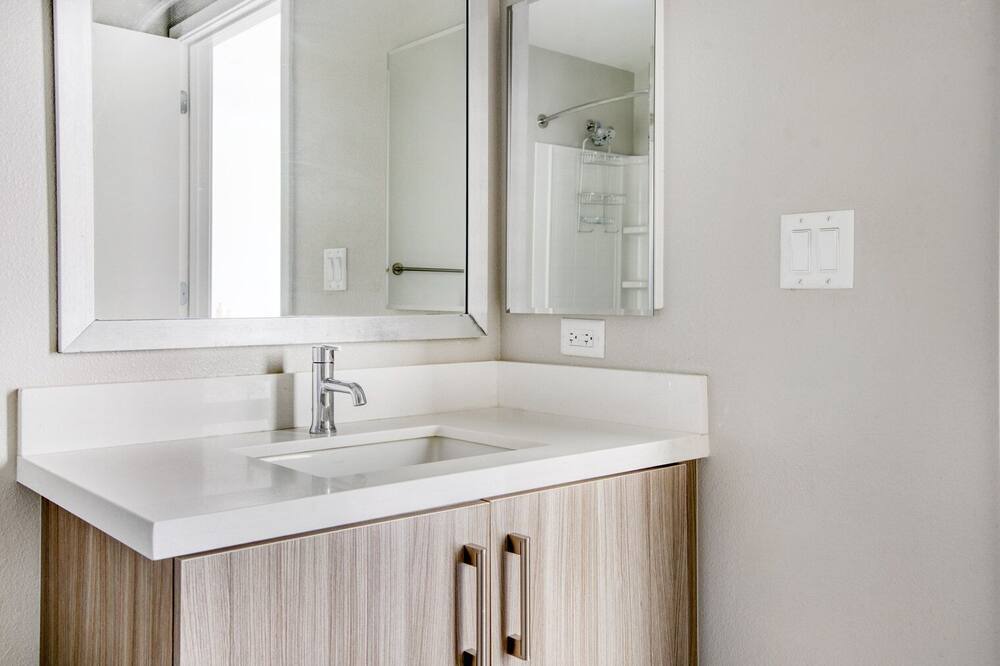 Photo of Bathroom in Sunnyvale West